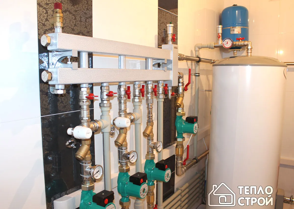 Надежный стальной коллектор купить в Грозном BM-100-4D от GIDRUSS & ТЕПЛОСТРОЙ Надежный стальной коллектор купить в Грозном BM-100-4D от GIDRUSS & ТЕПЛОСТРОЙ